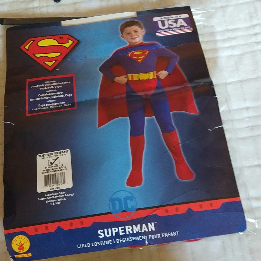 Size 2-4 Superman Costume (Ages1-2)